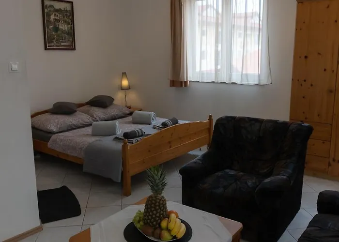 City Apartman Siofok *